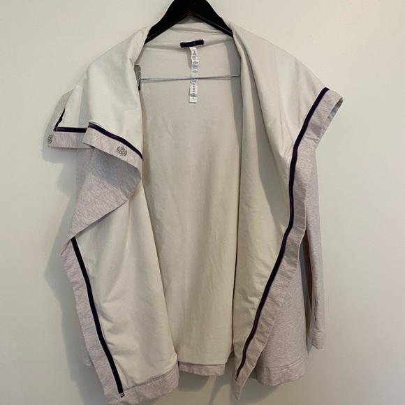 Lululemon Savasana wrap jacket - Picture 8 of 8